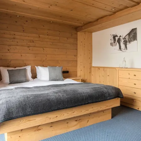 Hotel Arlberghoehe 3*