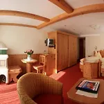 Arlberghoehe Hotel 3*