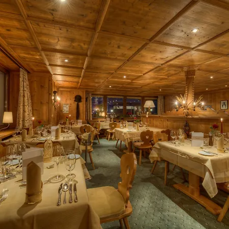 Hotel Arlberghoehe 3*