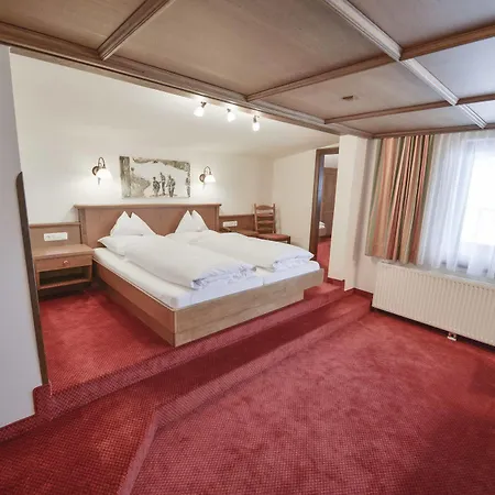 Arlberghoehe Hotel 3*