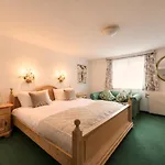 Hotel Arlberghoehe 3*