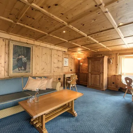 Arlberghoehe Hotel